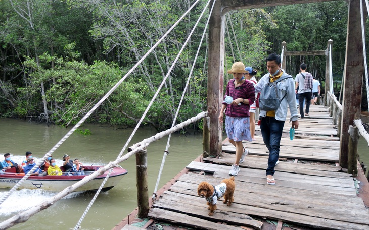 Du lịch sẵn sàng cho dịp hè