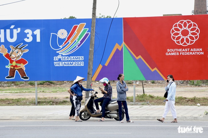 Giảm giá sâu, nhưng vé chợ đen trận U23 Việt Nam - U23 Indonesia vẫn ế ẩm - Ảnh 1.