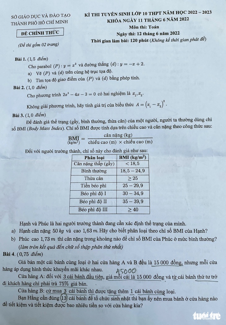 Đề toán thi vào lớp 10 ở TP.HCM: Học sinh trung bình nói hơi khó, khá giỏi nói bình thường - Ảnh 1.