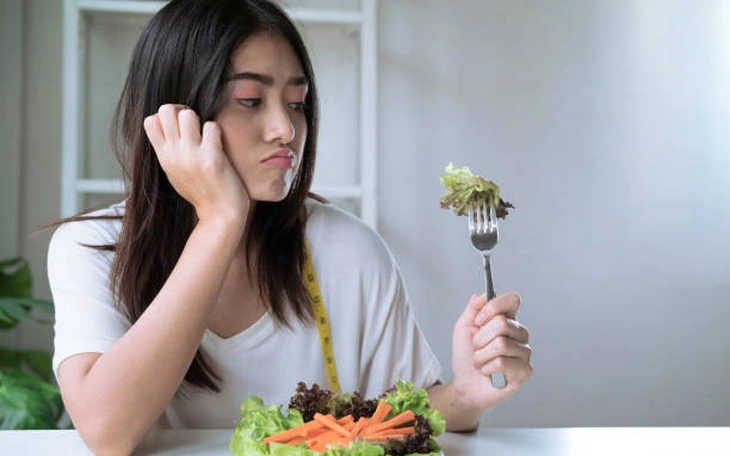 Vì sao bị bệnh lại chán ăn? Khoa học hé lộ lý do - Ảnh 3.