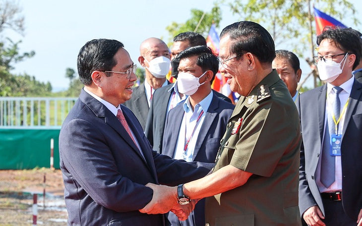 Thủ tướng Hun Sen: Bữa cơm đầu tiên người Việt cho tôi bằng cả trăm cả ngàn tấn gạo hôm nay