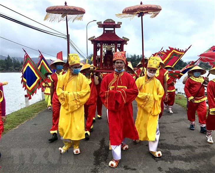 Đề nghị đổi tên di sản lễ giỗ bà thứ phi Hoàng Phi Yến để tránh xung đột giữa các cộng đồng - Ảnh 1.