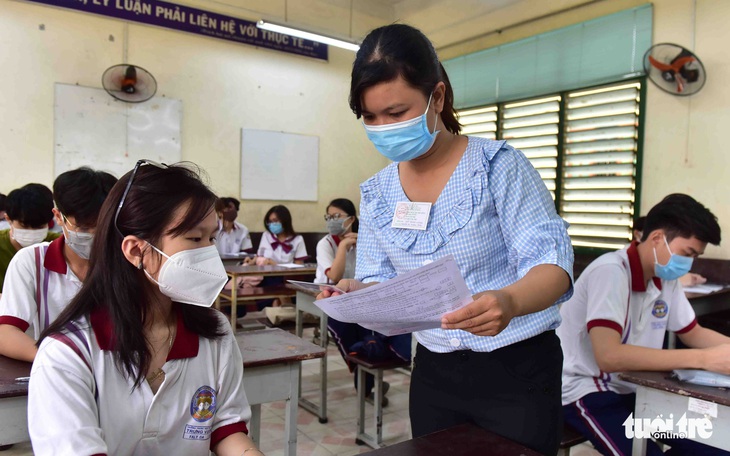 Ngày thi tốt nghiệp THPT cận kề, thí sinh lo sốt vó vì chưa có căn cước công dân