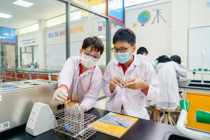 Ấn tượng kết quả Cambridge Checkpoint của học sinh trường quốc tế - Ảnh 5. Ấn tượng kết quả Cambridge Checkpoint của học sinh trường quốc tế - Ảnh 5.