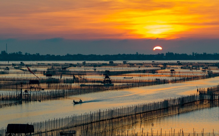 Về đầm Chuồn tránh nóng - Ảnh 9.