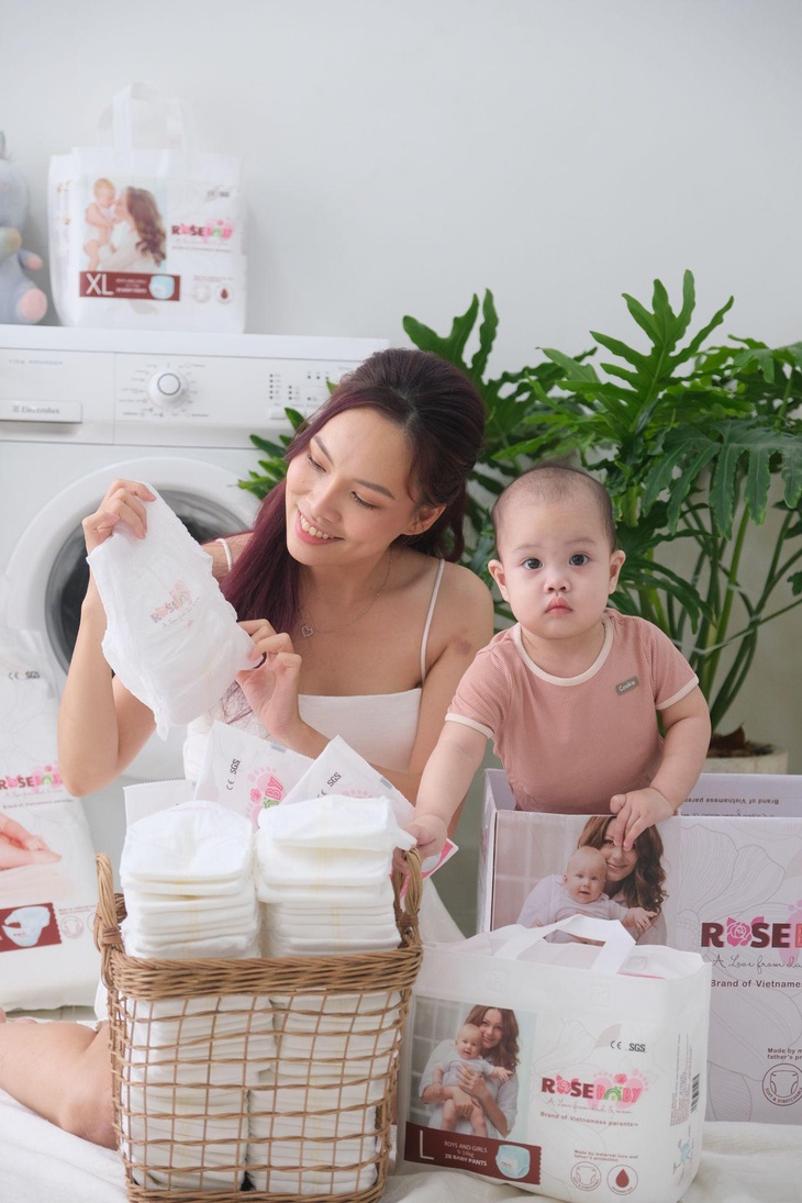 Bước đi mạo hiểm của một thương hiệu tã bỉm em bé - Ảnh 2. Bước đi mạo hiểm của một thương hiệu tã bỉm em bé - Ảnh 2.