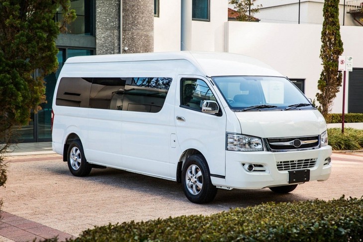 Hãng ôtô Trung Quốc nhái thiết kế Toyota HiAce từ 3 năm trước để làm xe điện - Ảnh 2.