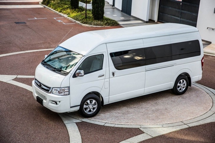 Hãng ôtô Trung Quốc nhái thiết kế Toyota HiAce từ 3 năm trước để làm xe điện - Ảnh 1.