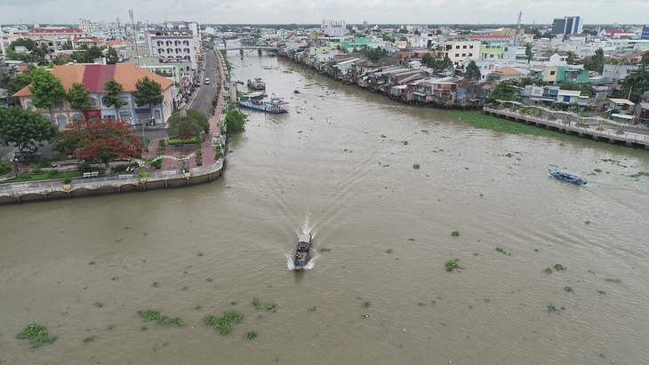 Bảo Định hà, kênh đào đầu tiên ở đất phương Nam - Kỳ 1: Xuôi dòng Bảo Định - Ảnh 1.