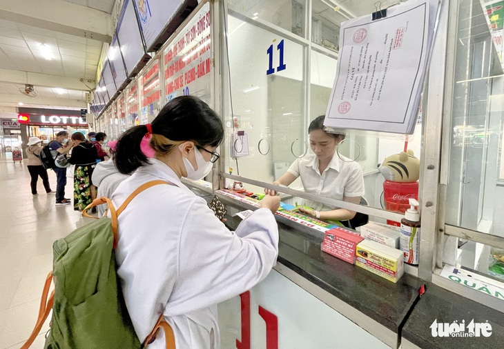 Bán vé điện tử tại bến xe: Những khó khăn đang được khắc phục - Ảnh 2. Bán vé điện tử tại bến xe: Những khó khăn đang được khắc phục - Ảnh 2.