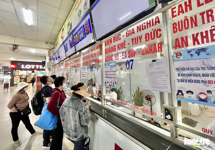 Bán vé điện tử tại bến xe: Những khó khăn đang được khắc phục - Ảnh 1. Bán vé điện tử tại bến xe: Những khó khăn đang được khắc phục - Ảnh 1.