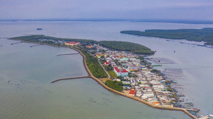 Gỡ vướng pháp lý ranh rừng phòng hộ Cần Giờ: 20 năm vẫn một vòng luẩn quẩn - Ảnh 1.