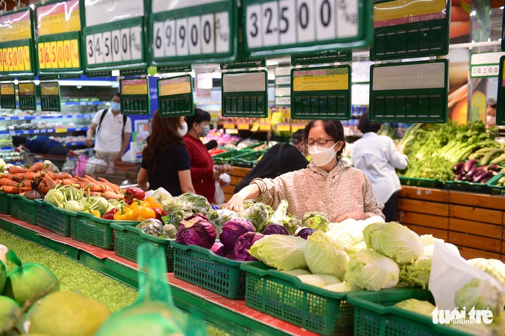 Mở thêm hàng trăm siêu thị, cửa hàng tiện ích từ đây đến cuối năm - Ảnh 1.