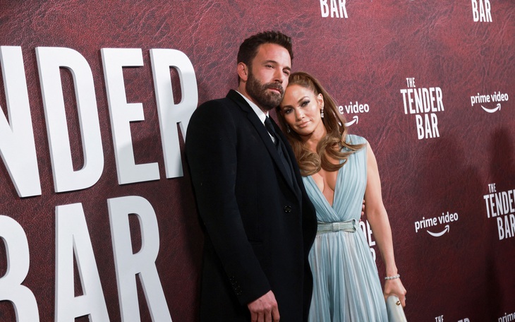 Sau 20 năm, cuối cùng Jennifer Lopez đã cưới diễn viên Ben Affleck