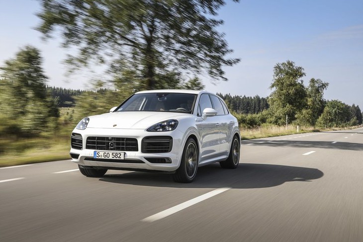 Porsche sẽ có SUV điện mới, rộng rãi hơn Cayenne - Ảnh 1.