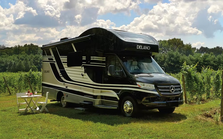 Nhà di động Mercedes-Benz nhỏ nhưng có thể ‘nở’ ra