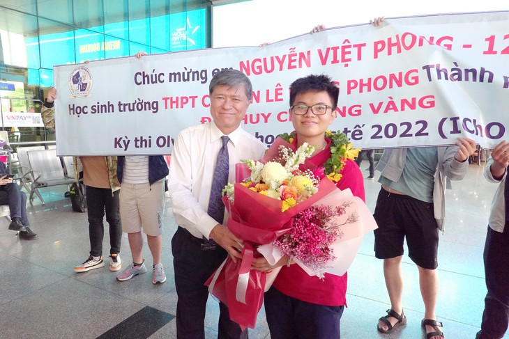 Chàng trai vàng Olympic hóa quốc tế vẫn ở nhà trọ - Ảnh 2.