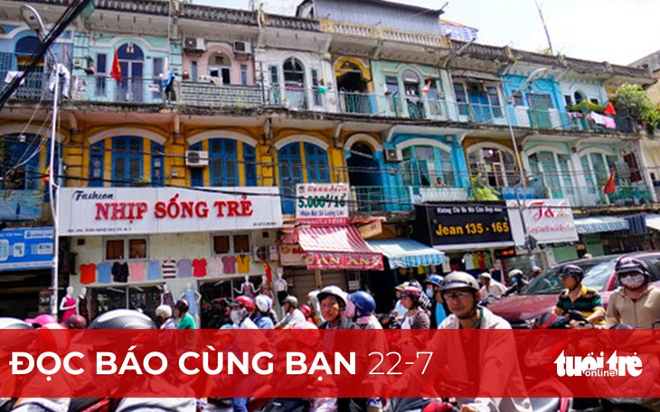 Xây lại chung cư cũ sắp sập, chưa có lối ra!