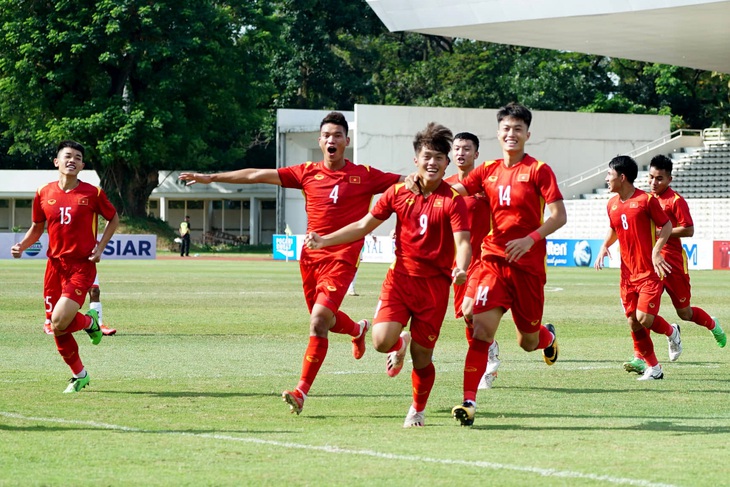 Tuyển U20 Việt Nam dự vòng loại U20 châu Á 2023: Đặt mục tiêu lấy vé đi tiếp - Ảnh 1.