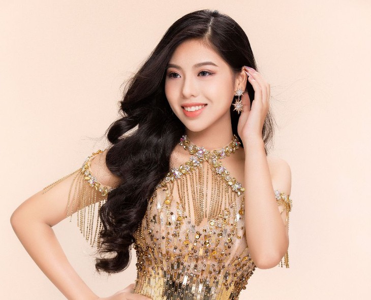 Ngắm sớm bộ váy dạ hội của Ngô Ngọc Gia Hân mang đến Miss Teen International - Ảnh 3.