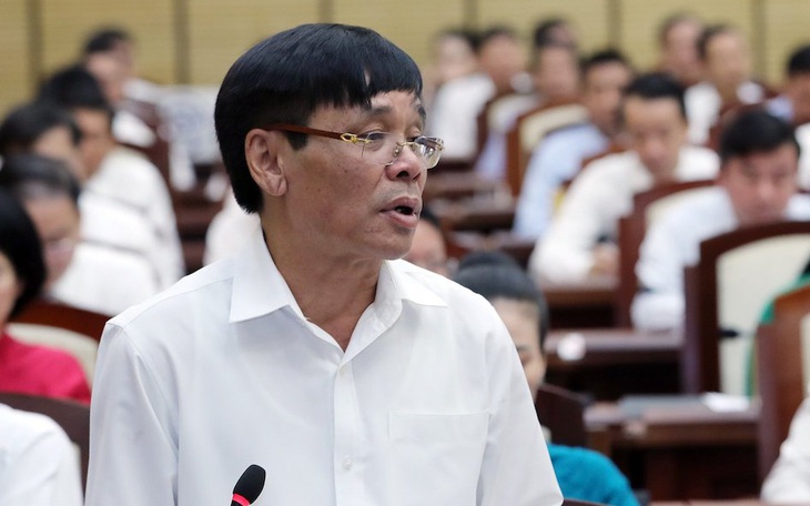 Đại biểu hỏi dự án tiêu thoát nước ở Hà Nội chậm 10 năm, giám đốc sở nói 