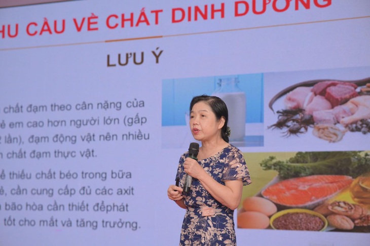 Chuyên gia chia sẻ một số quan niệm chưa đúng về ăn uống - Ảnh 1.