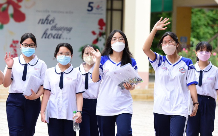 Thí sinh nói bài thi khoa học xã hội dễ, bài khoa học tự nhiên có tính phân loại