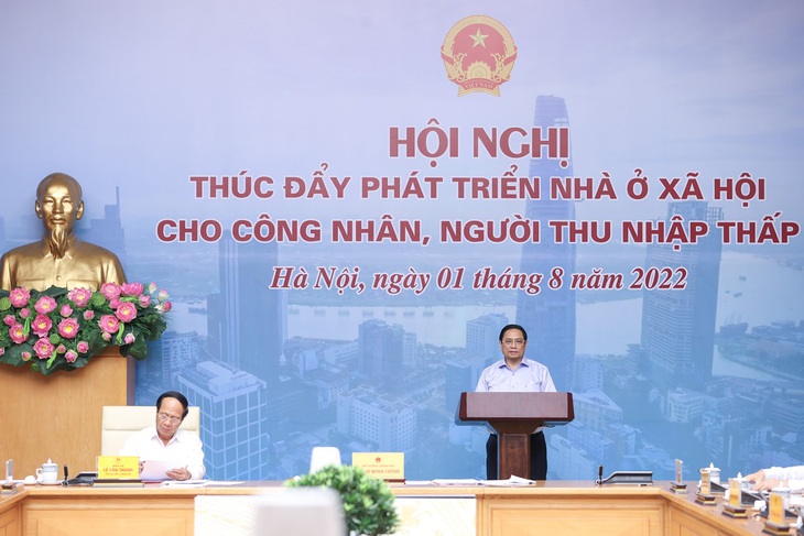 Lo 1 triệu nhà ở cho công nhân, người thu nhập thấp, Thủ tướng chủ trì hội nghị quy mô lớn - Ảnh 2.