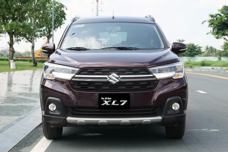 Suzuki XL7 và cuộc đua xe gia đình 7 chỗ ‘tiết kiệm’ - Ảnh 2.