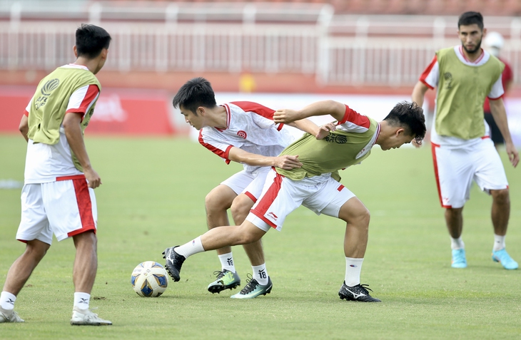 AFC Cup 2022: Chủ nhà Viettel tìm lại hưng phấn - Ảnh 1.