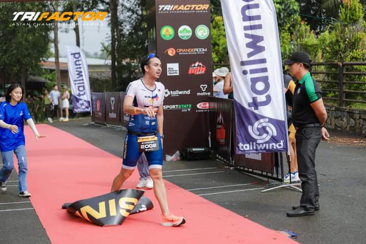 Lâm Quang Nhật không thể khuất phục cựu vô địch SEA Games - Ảnh 2.