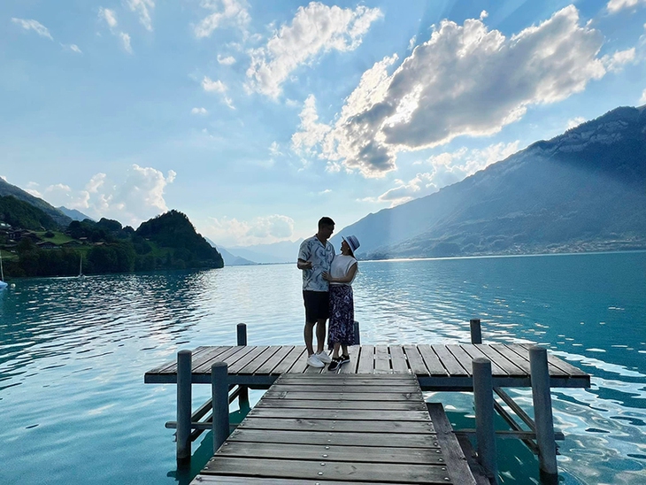 Ảnh vui sao Việt 14-8: Hai mẹ con Bảo Thy cool ngầu - Ảnh 2. Ảnh vui sao Việt 14-8: Hai mẹ con Bảo Thy cool ngầu - Ảnh 2.