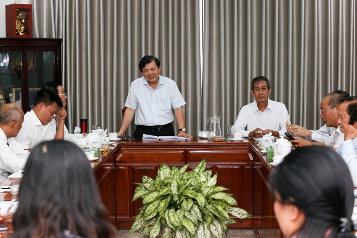 ‘Đau xót khi thấy con em đi du học rồi không về Việt Nam làm việc’ - Ảnh 1.