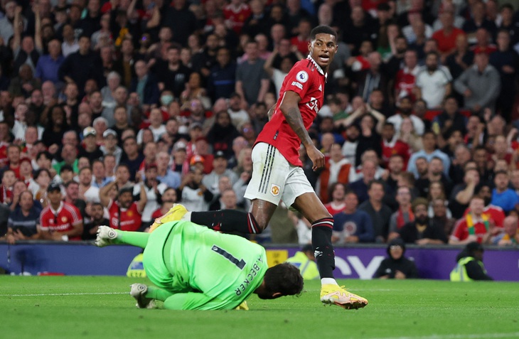 Rashford, Sancho lập công giúp Man Utd hạ gục Liverpool - Ảnh 2.