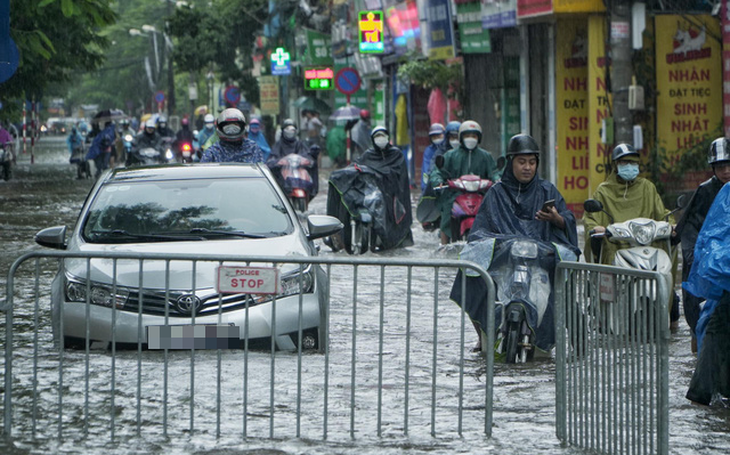 Công ty Thoát nước Hà Nội nói gì trước đề nghị khen thưởng huân chương?