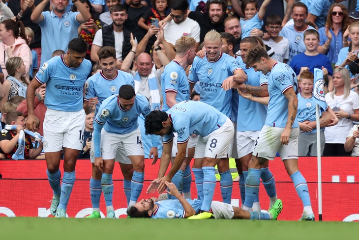 Haaland lập hat-trick giúp Manchester City lội ngược dòng ngoạn mục - Ảnh 2.