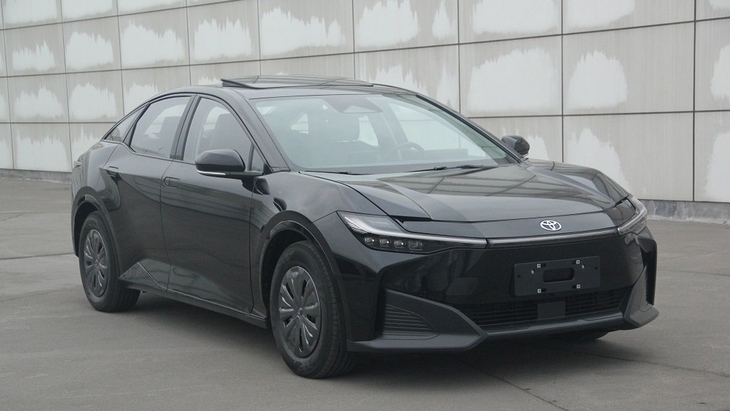 ‘Corolla chạy điện’ Toyota bZ3 lộ thêm thông tin: Vỏ Nhật, lõi Trung Quốc - Ảnh 1.