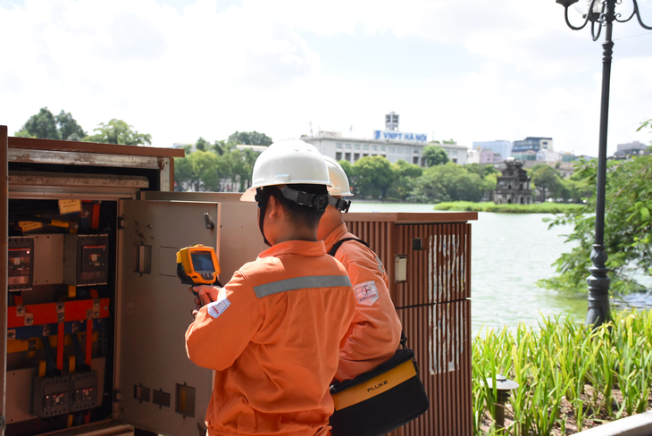 Hà Nội sẵn sàng phương án cấp điện ngày Lễ Quốc khánh - Ảnh 2.