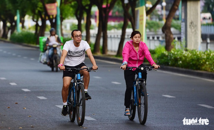 Tập thể thao lúc đói có giúp giảm cân? - Ảnh 1.