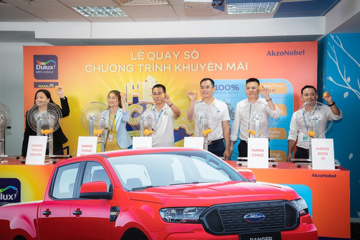 AkzoNobel Việt Nam tìm ra chủ nhân giải thưởng xe Ford Ranger - Ảnh 2. AkzoNobel Việt Nam tìm ra chủ nhân giải thưởng xe Ford Ranger - Ảnh 2.