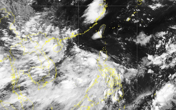 Vùng áp thấp trên Biển Đông có khả năng mạnh lên, cảnh báo tàu thuyền phòng tránh