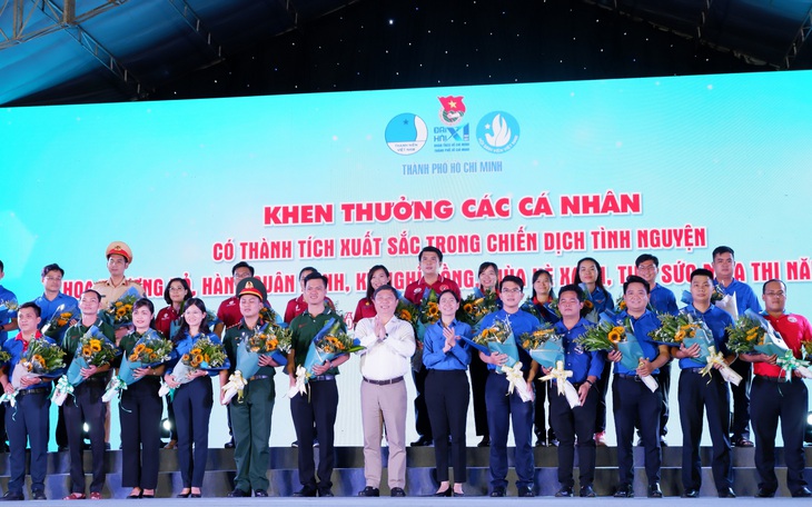 "Phong trào tình nguyện phải luôn tiến lên phía trước"