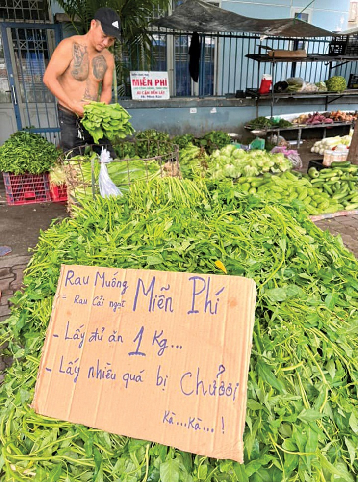 Phóng sinh sự: Những tấm bảng... vui vẻ - Ảnh 3. Phóng sinh sự: Những tấm bảng... vui vẻ - Ảnh 3.