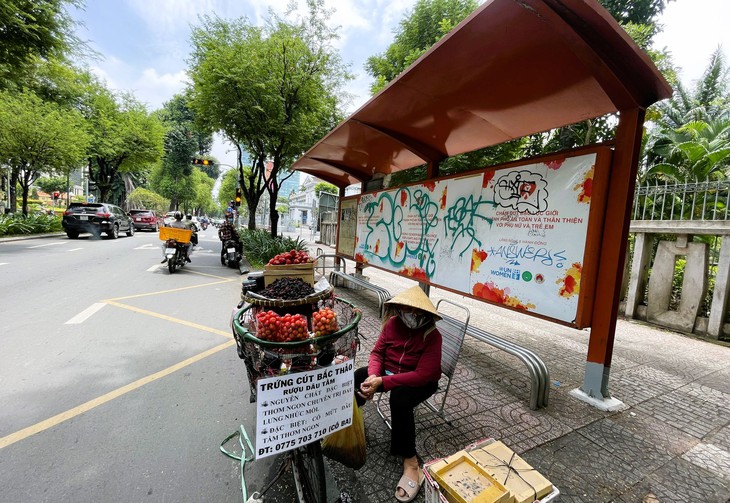 Tin sáng 14-9: Giá heo tiếp tục giảm; TP.HCM khảo sát hiệu quả sơn chống vẽ bậy - Ảnh 3.