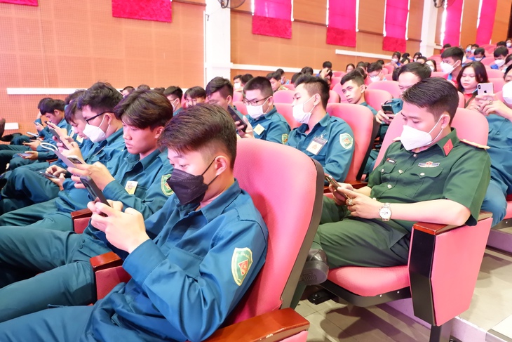 Mời bạn cùng tham gia ‘Hiến kế lan tỏa sử Việt’ - Ảnh 2. Mời bạn cùng tham gia ‘Hiến kế lan tỏa sử Việt’ - Ảnh 2.