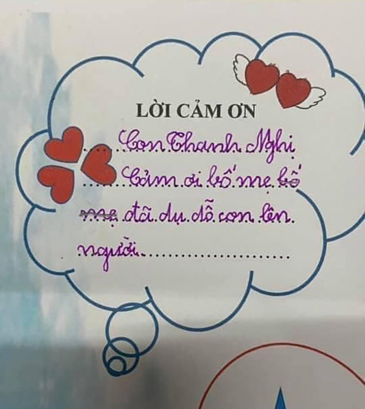 Ảnh vui 20-9: Con viết lời cảm ơn bố mẹ đã dụ dỗ lên người - Ảnh 1.