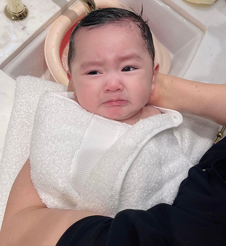Ảnh vui sao Việt 22-9: Sơn Thạch ước có hai con đáng yêu của Hồ Ngọc Hà - Ảnh 3. Ảnh vui sao Việt 22-9: Sơn Thạch ước có hai con đáng yêu của Hồ Ngọc Hà - Ảnh 3.