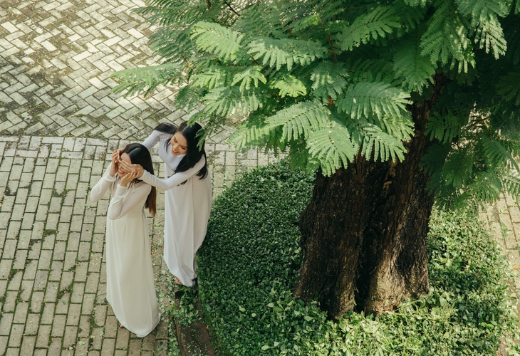 Khánh Vân, Phương Anh, Phương Nhi trở lại trường xưa gây xao xuyến - Ảnh 1. Khánh Vân, Phương Anh, Phương Nhi trở lại trường xưa gây xao xuyến - Ảnh 1.