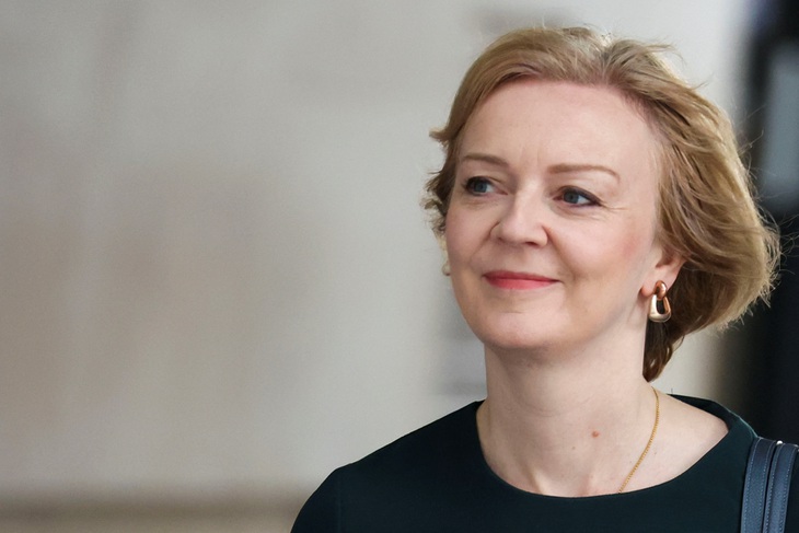 Tân Thủ tướng Anh Liz Truss, người từng đóng vai bà đầm thép Margaret Thatcher - Ảnh 3.