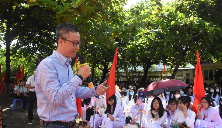 GS.TS Phan Thành Nam: Học cho mình chứ không phải vì một kỳ thi - Ảnh 1.